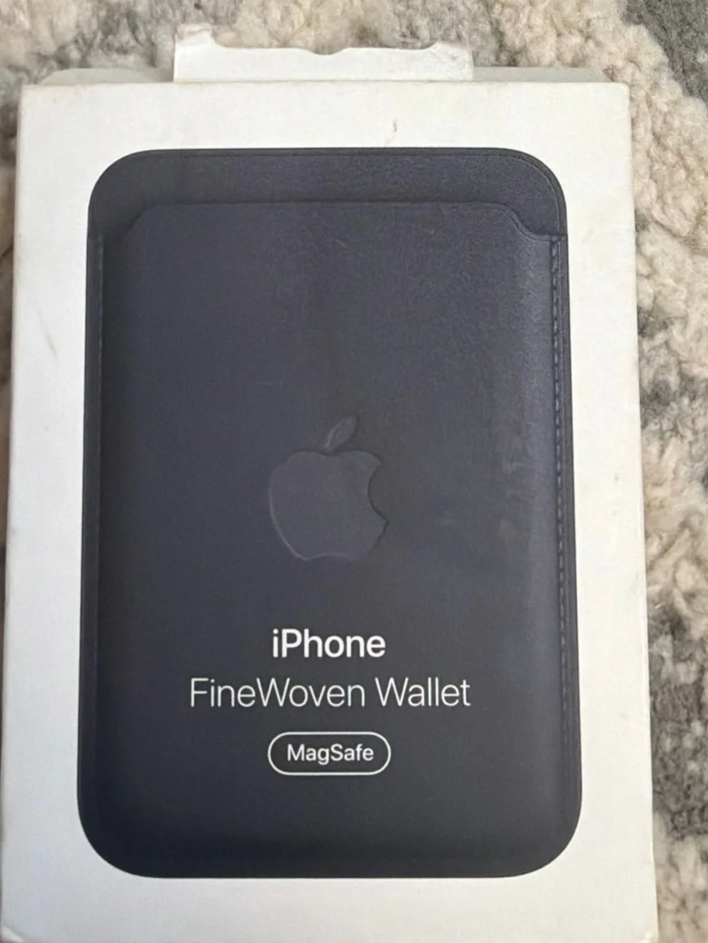 Apple FineWoven MagSafe Wallet - Black